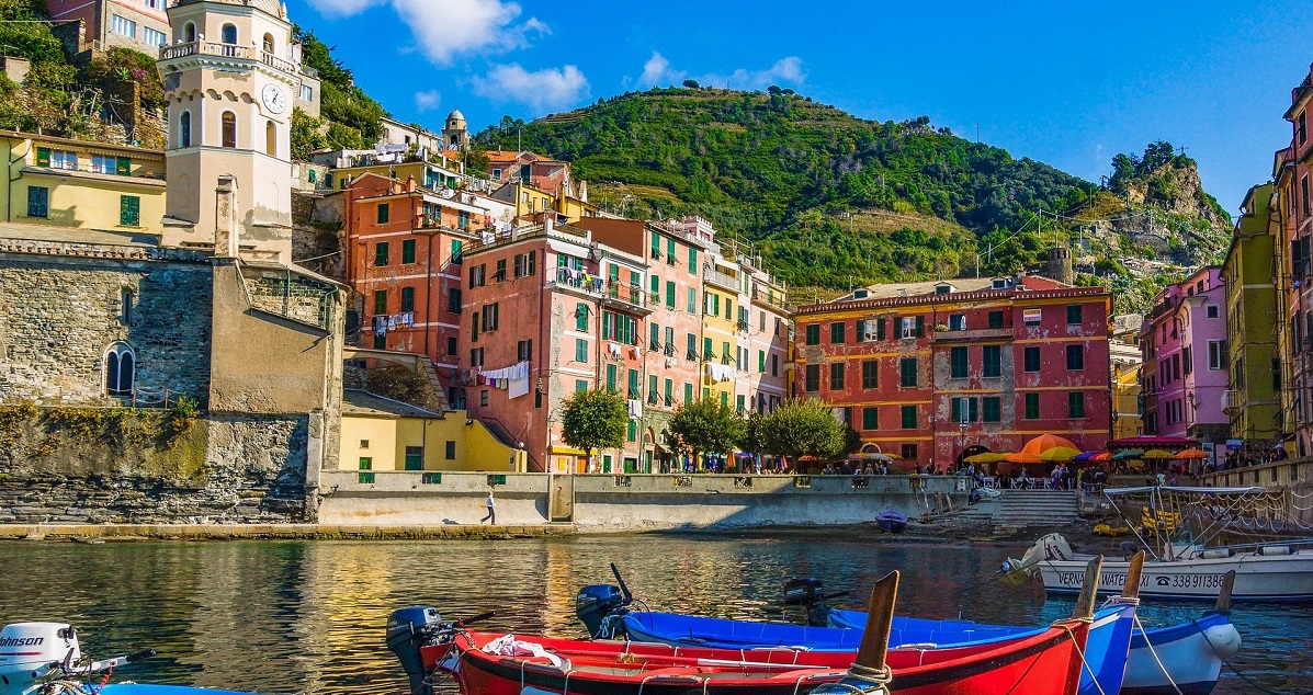 Cinque Terre Day Tour from Portofino with Private Driver and Guide