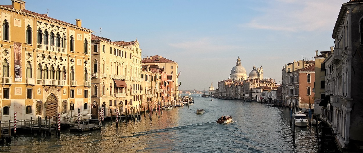 Venice Grand Canal Private Boat Tour with Guide