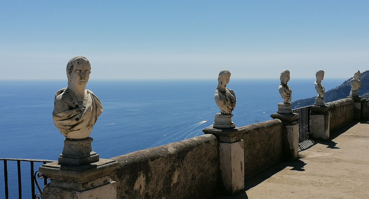 Private Driving Tour of Amalfi Coast with Guide from Sorrento